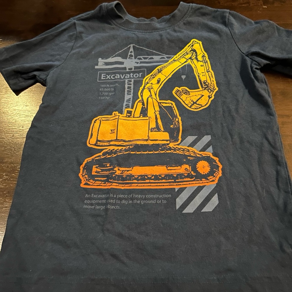 Boys Jumping Beans size 6 tee.